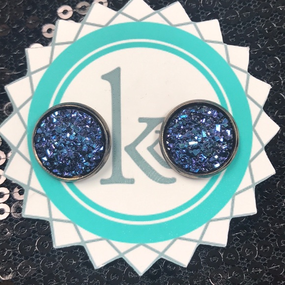 Kyoot Klothing Jewelry - Navy Druzy Earrings